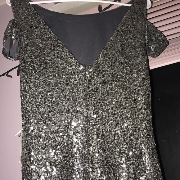 Evening gown - Picture 4 of 16